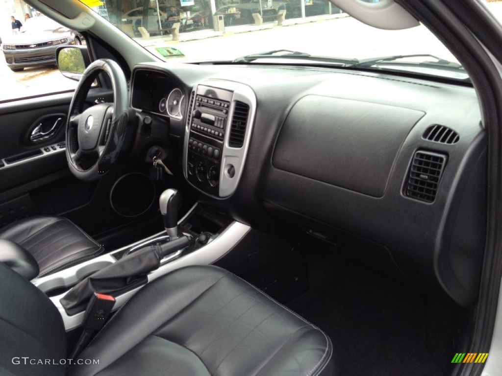 2006 Mercury Mariner Luxury Black Dashboard Photo #84420707