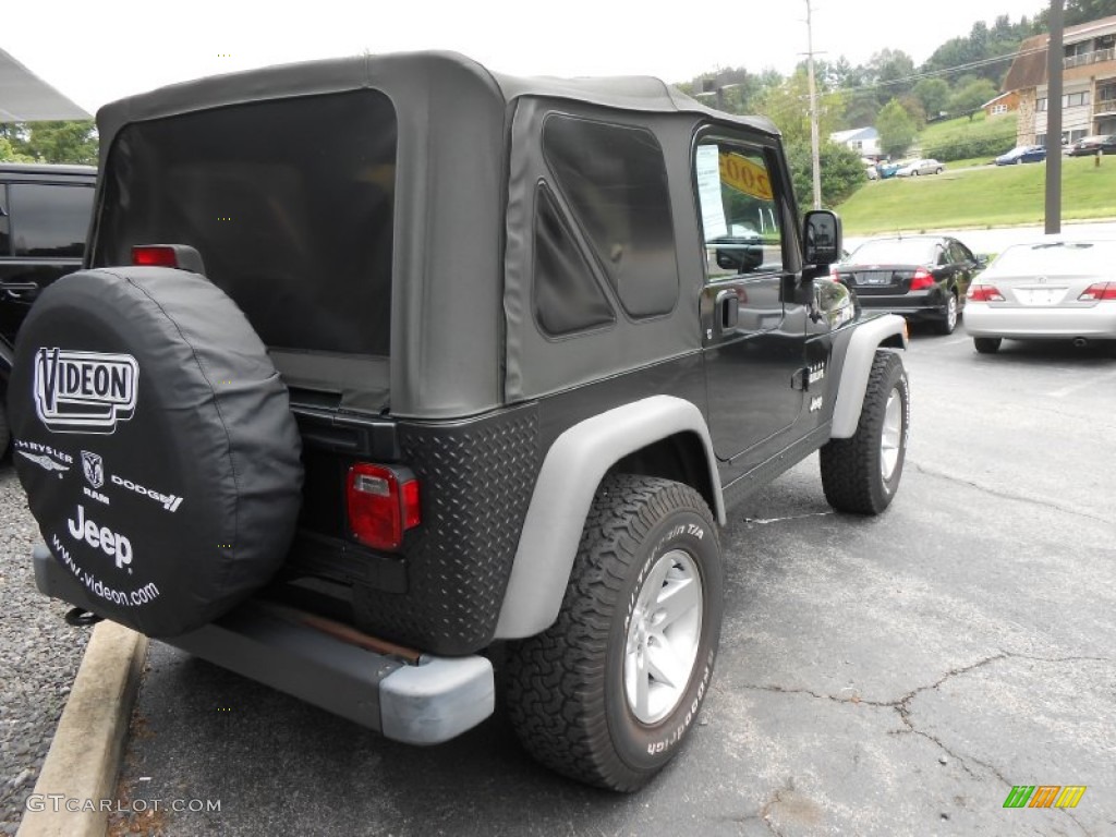 2005 Wrangler Willys Edition 4x4 - Moss Green Pearlcoat / Camouflage photo #7