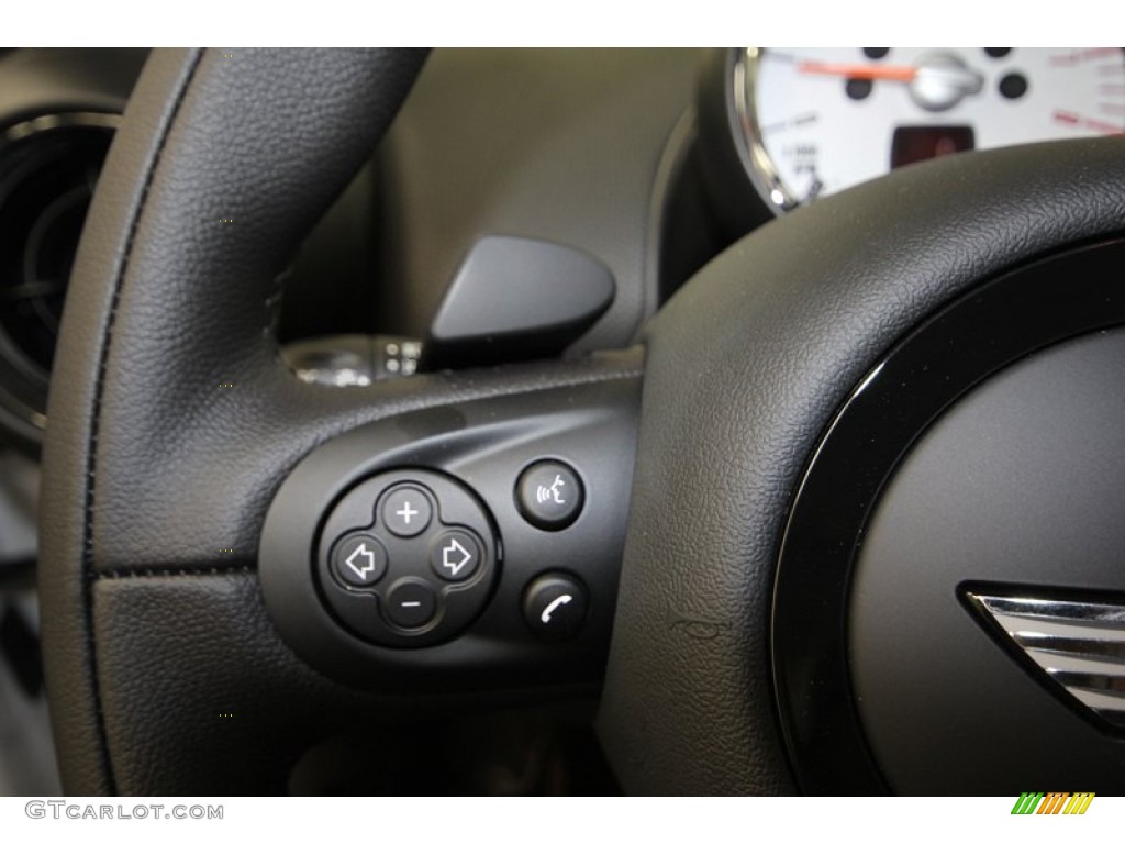 2014 Mini Cooper S Countryman Controls Photo #84426164