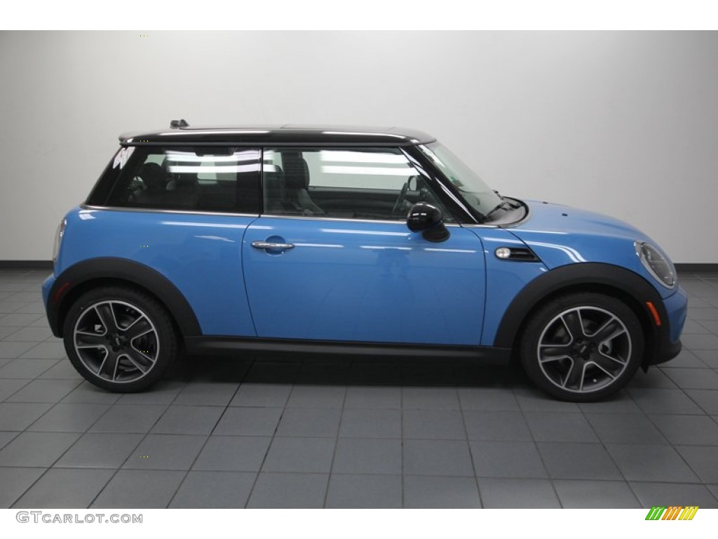 2013 Cooper Hardtop - Kite Blue / Carbon Black photo #2