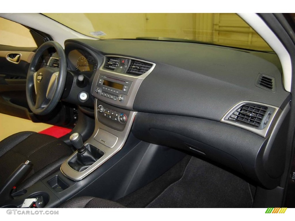 2013 Sentra S - Amethyst Gray / Charcoal photo #20
