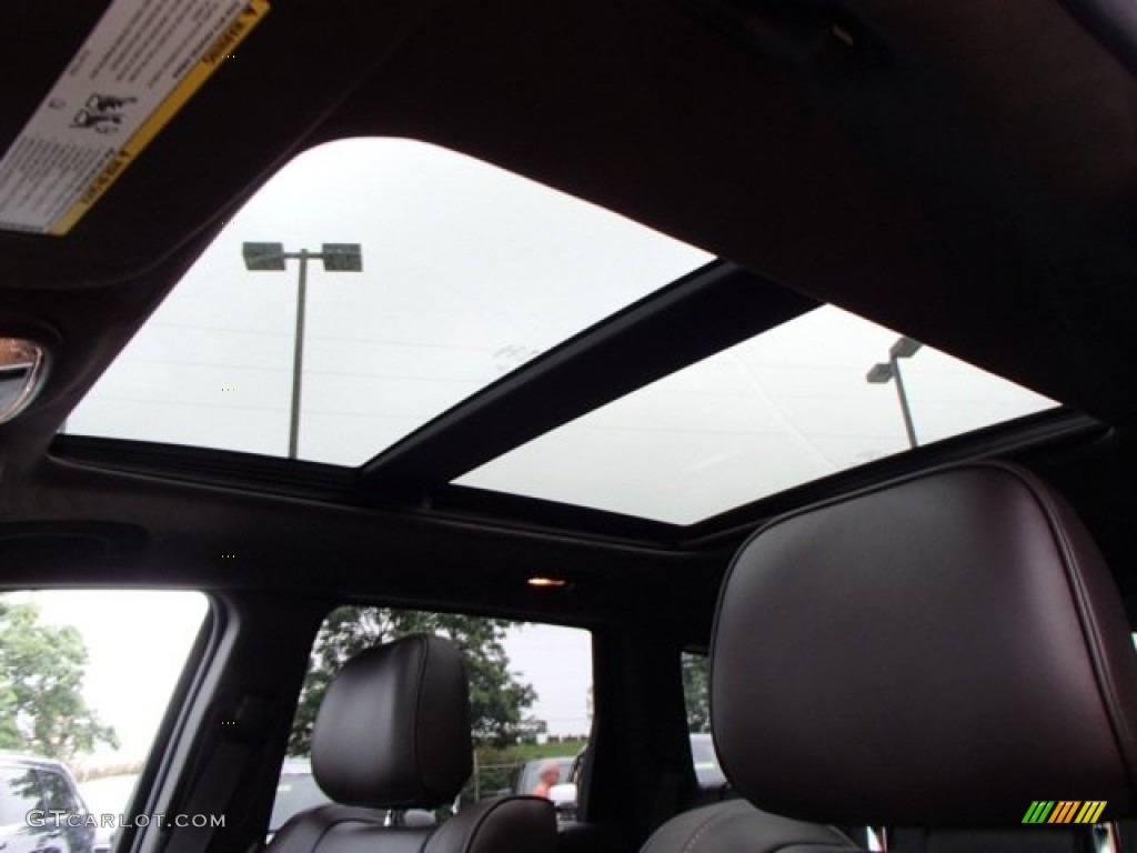 2014 Jeep Grand Cherokee Summit 4x4 Sunroof Photo #84433292