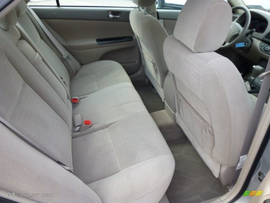 2005 Camry LE - Mineral Green Opalescent / Taupe photo #12