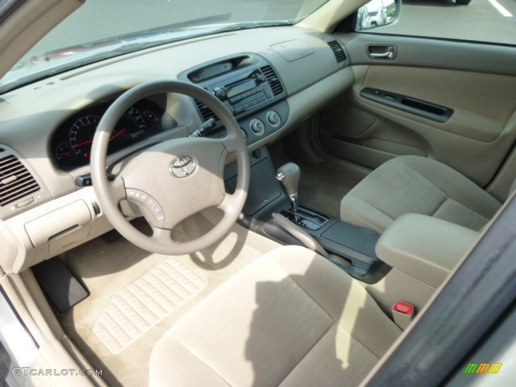 2005 Camry LE - Mineral Green Opalescent / Taupe photo #16