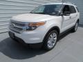 2014 White Platinum Ford Explorer XLT  photo #7