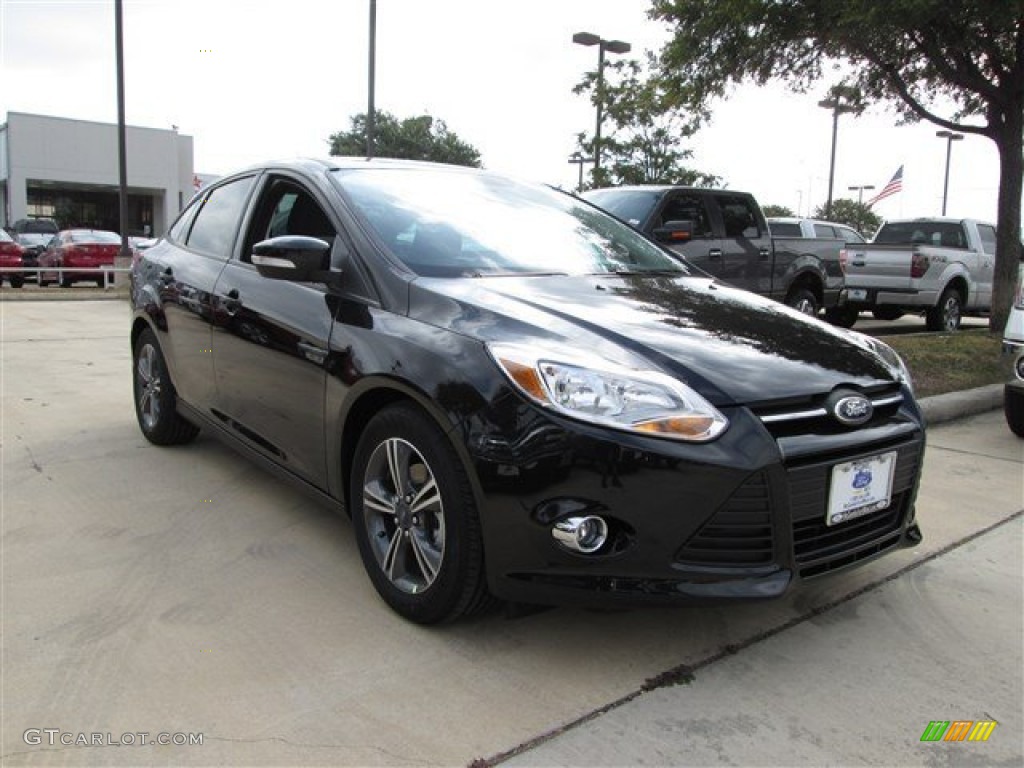 2014 Focus SE Sedan - Tuxedo Black / Charcoal Black photo #7