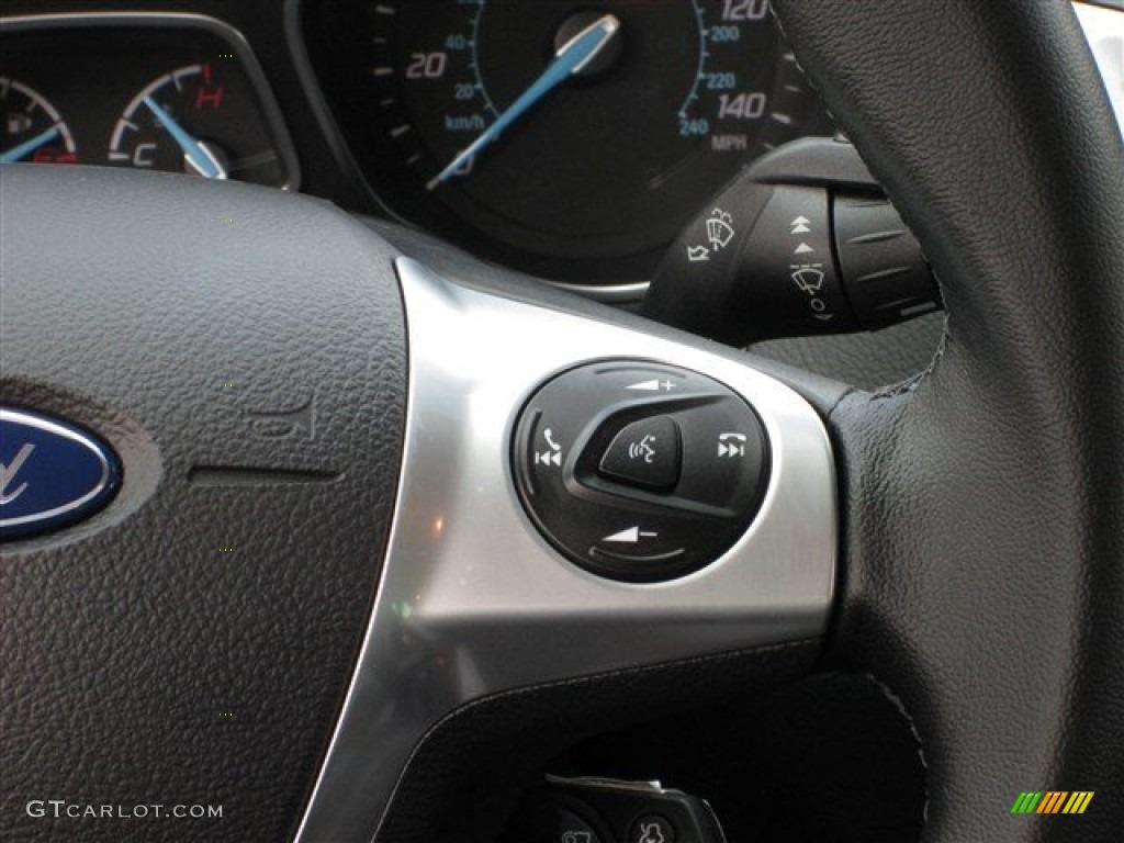 2014 Focus SE Sedan - Tuxedo Black / Charcoal Black photo #16
