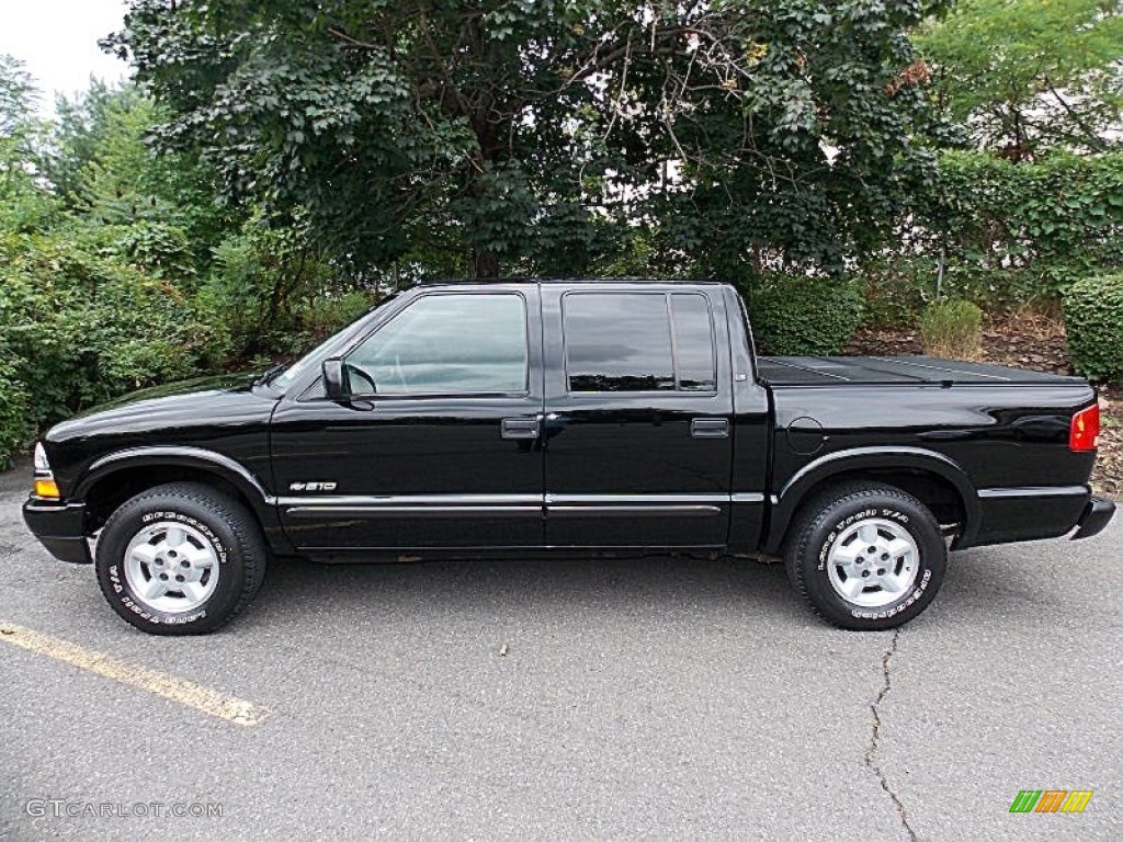 Black Onyx 2003 Chevrolet S10 LS Crew Cab 4x4 Exterior Photo #84436943