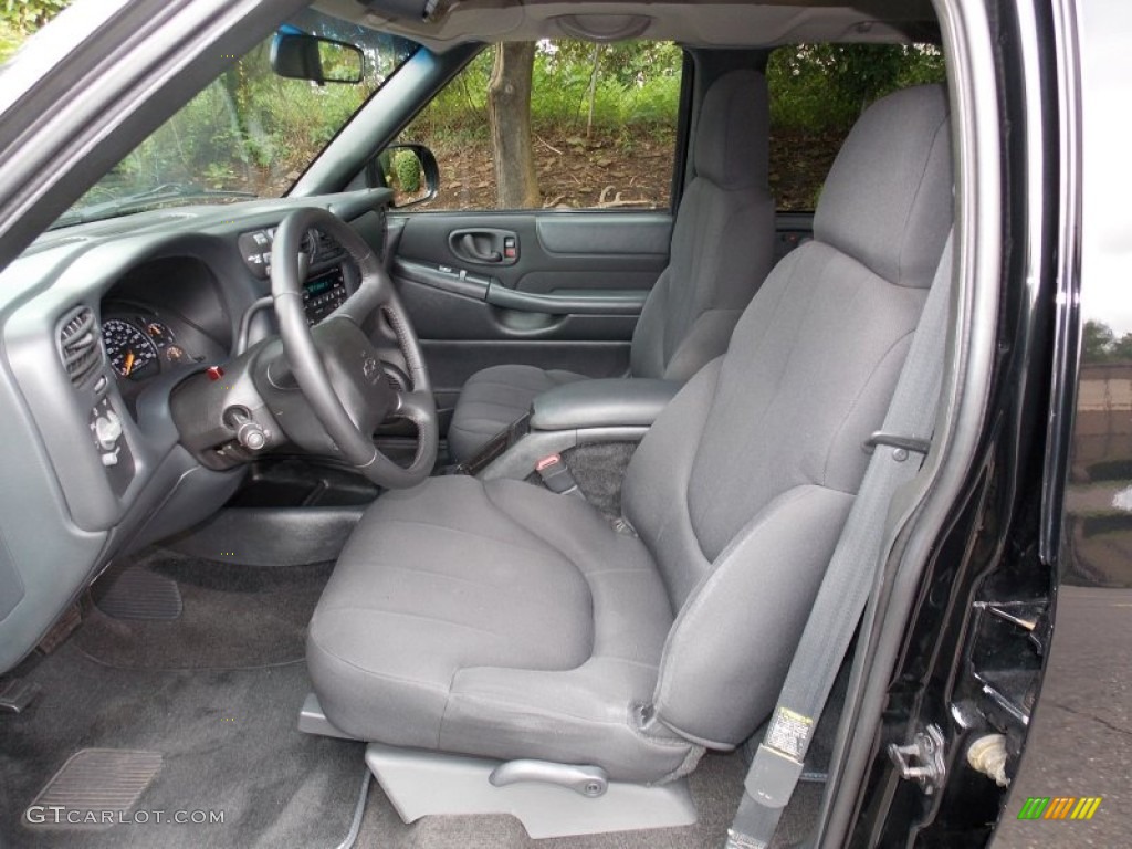 2003 Chevrolet S10 LS Crew Cab 4x4 Front Seat Photo #84437267