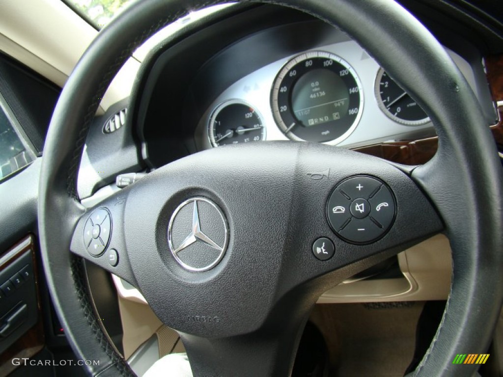 2010 GLK 350 - Jade Green Metallic / Almond/Black photo #21