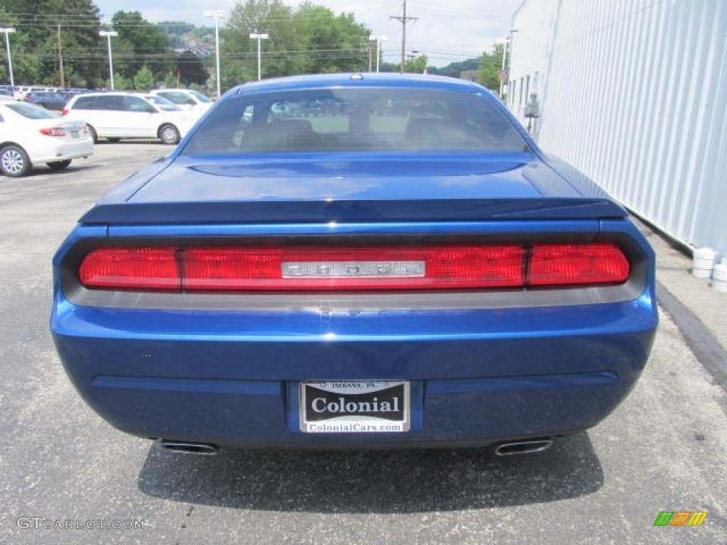 2009 Challenger R/T - B5 Blue Pearl Coat / Dark Slate Gray photo #5