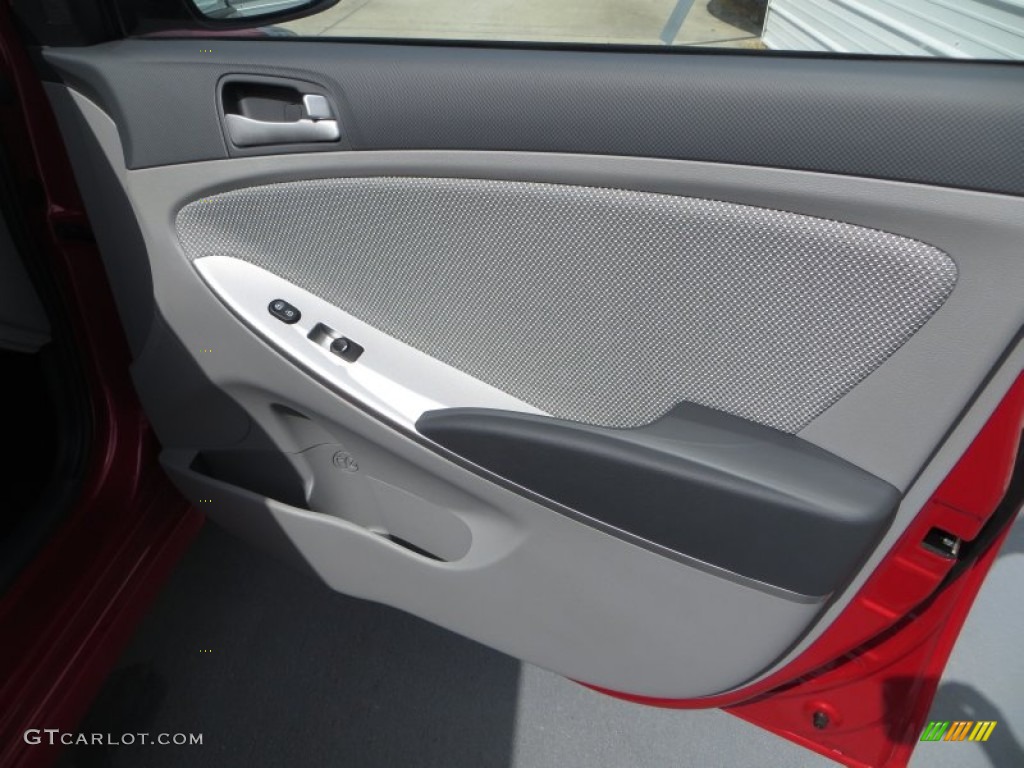 2013 Accent GS 5 Door - Boston Red / Gray photo #15