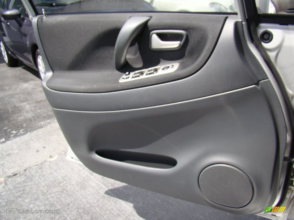 2005 Aerio SX Sport Wagon - Silky Silver Metallic / Black photo #18