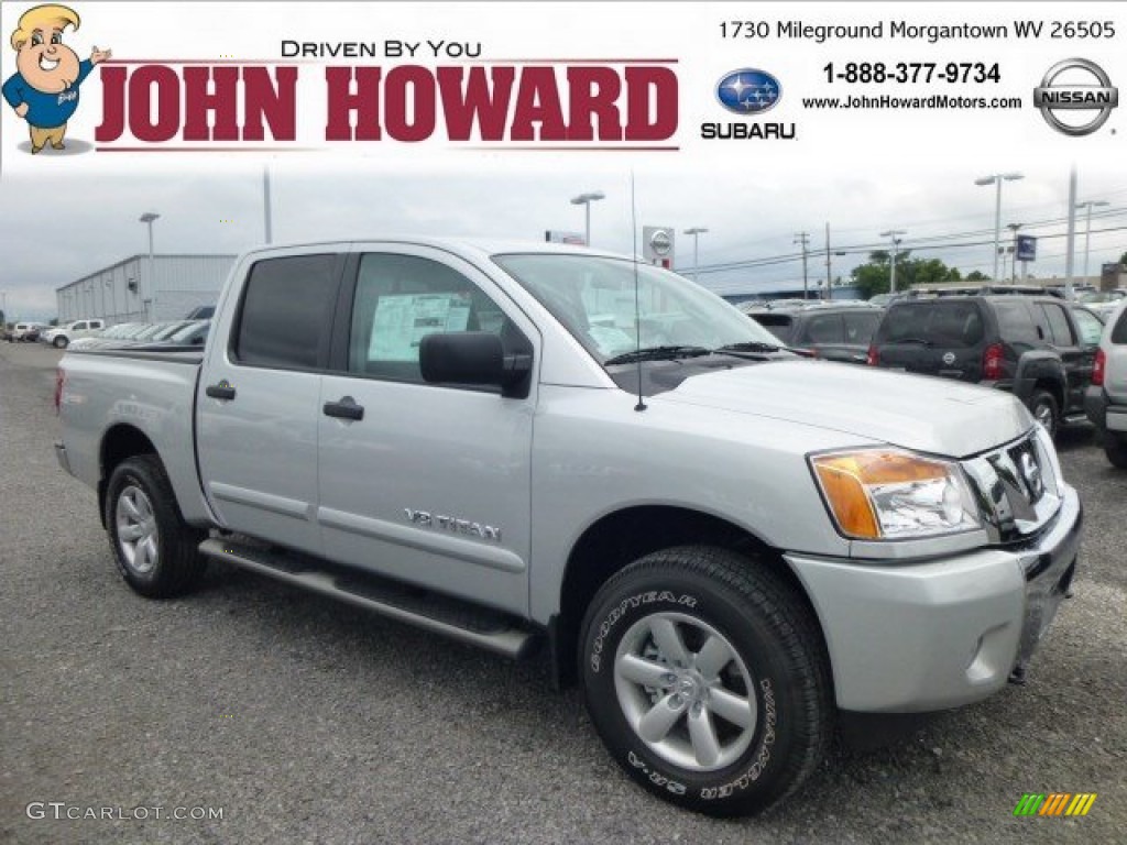 2013 Titan SV Crew Cab 4x4 - Brilliant Silver / Charcoal photo #1