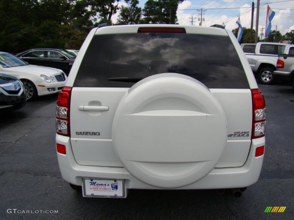 2006 Grand Vitara Premium - White Pearl / Black photo #7