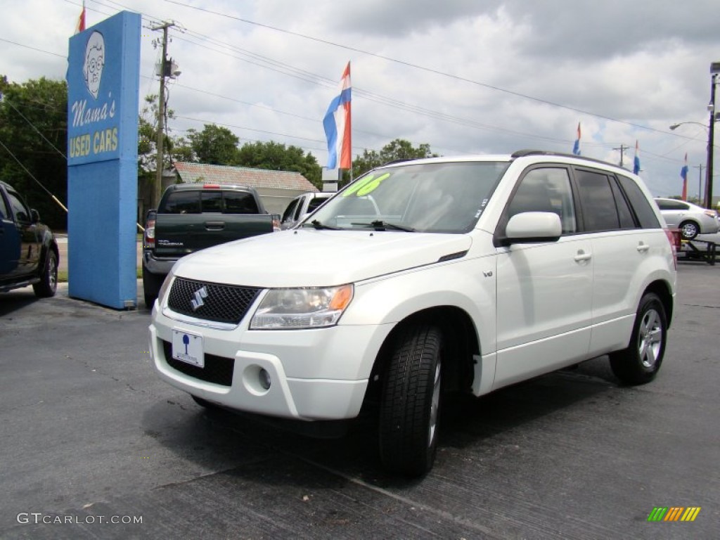 2006 Grand Vitara Premium - White Pearl / Black photo #28