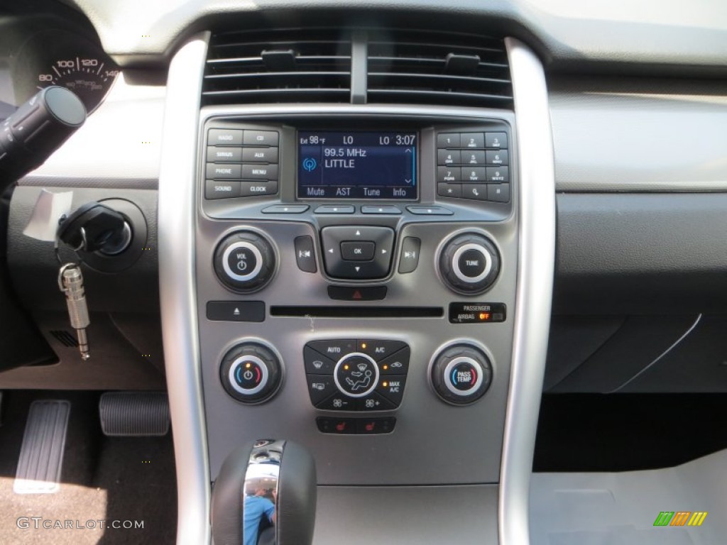 2013 Edge SEL - Ruby Red / SEL Appearance Charcoal Black/Gray Alcantara photo #27