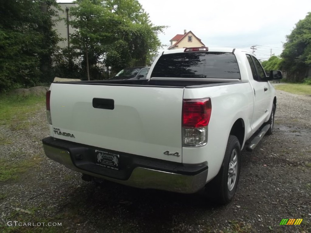 2010 Tundra Double Cab 4x4 - Super White / Graphite Gray photo #3