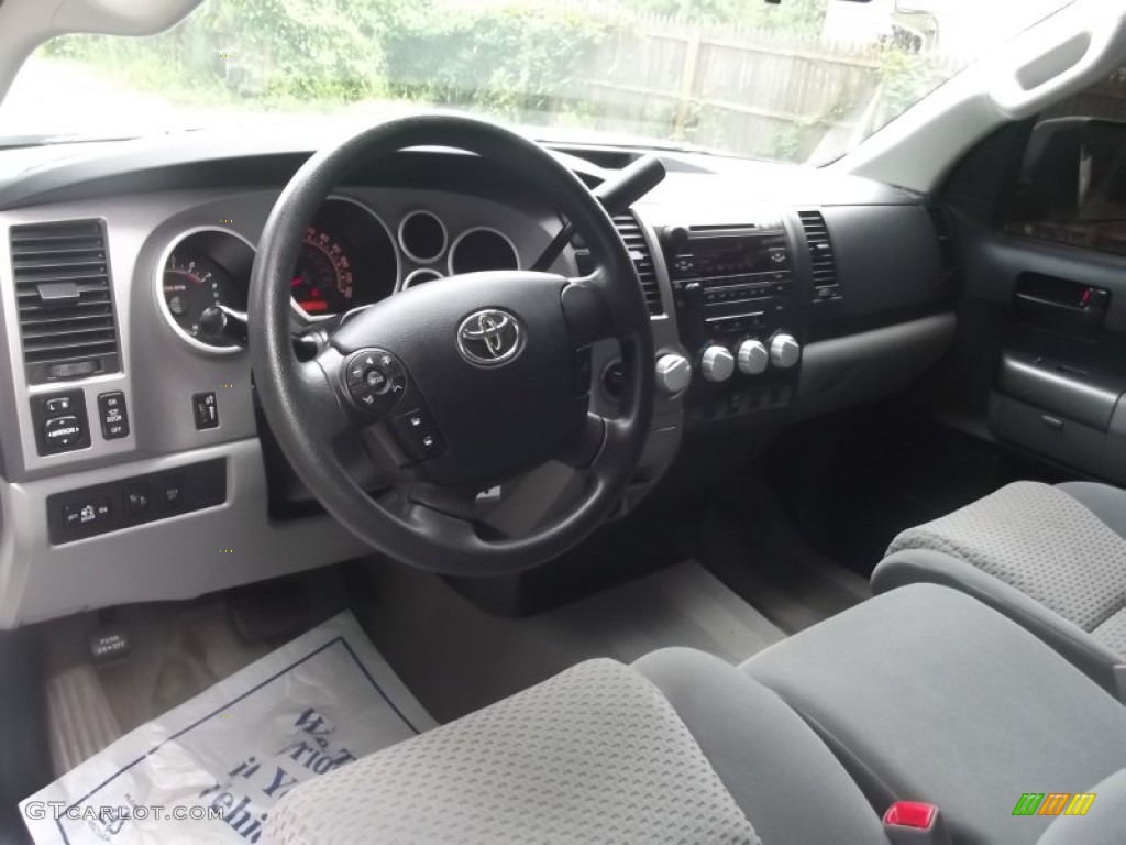 2010 Tundra Double Cab 4x4 - Super White / Graphite Gray photo #8