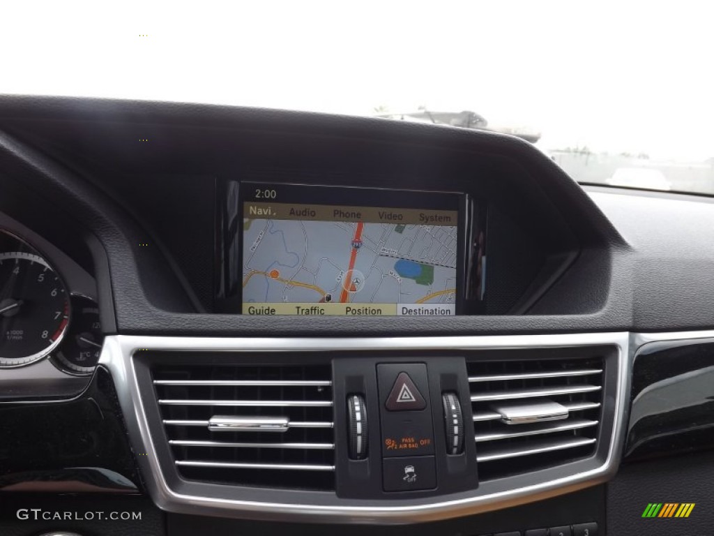 2010 E 550 4Matic Sedan - Arctic White / Natural Beige photo #9