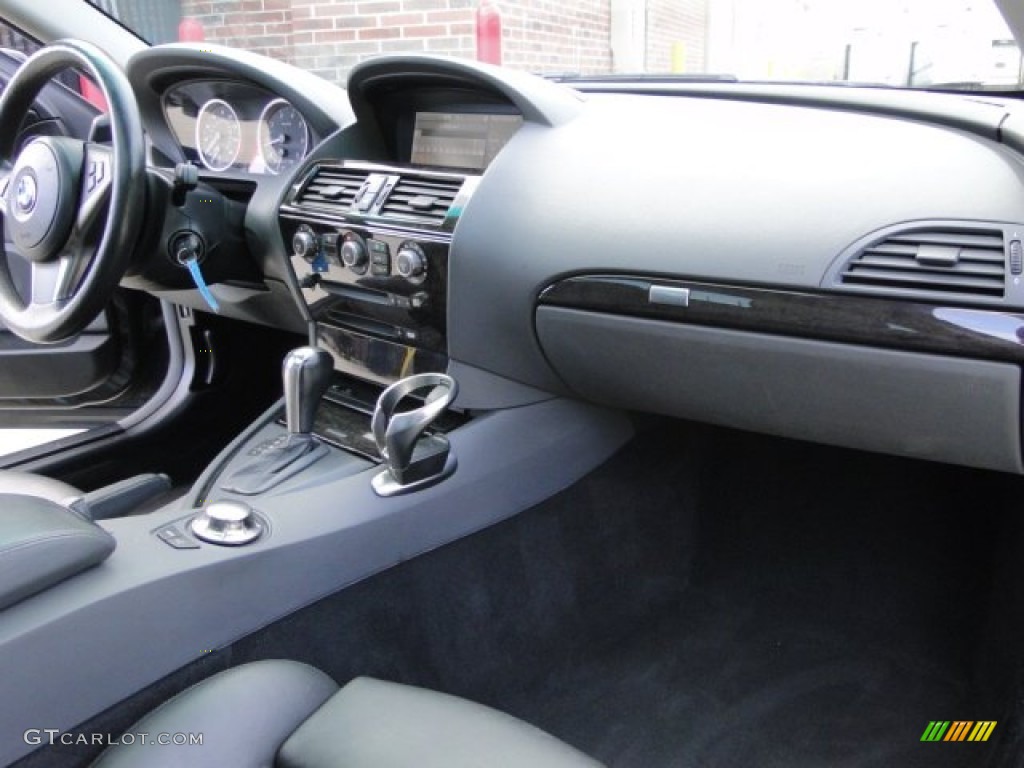 2005 BMW 6 Series 645i Coupe Black Dashboard Photo #84447961