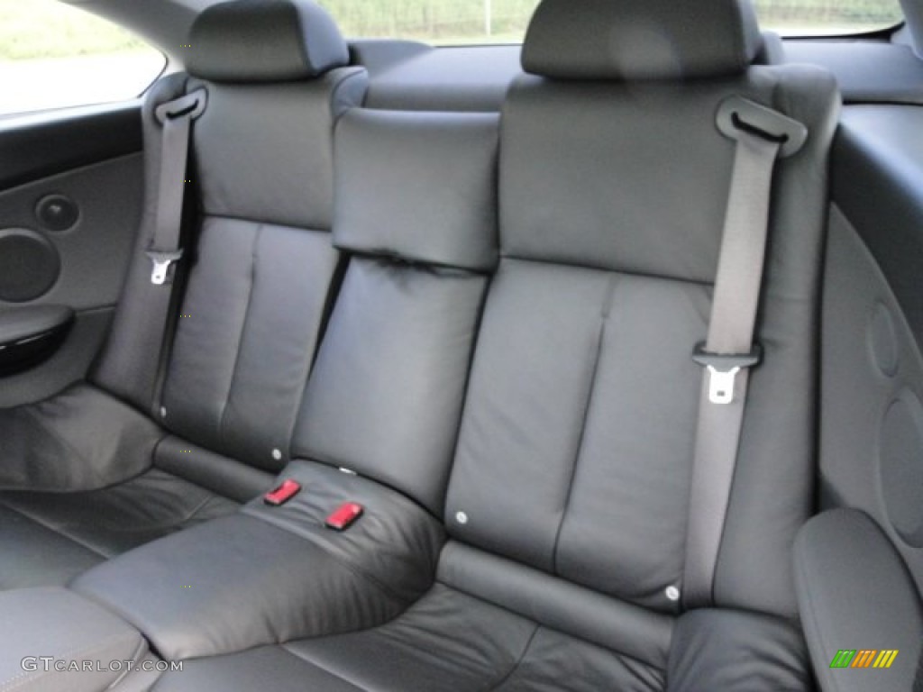 2005 BMW 6 Series 645i Coupe Rear Seat Photo #84447980