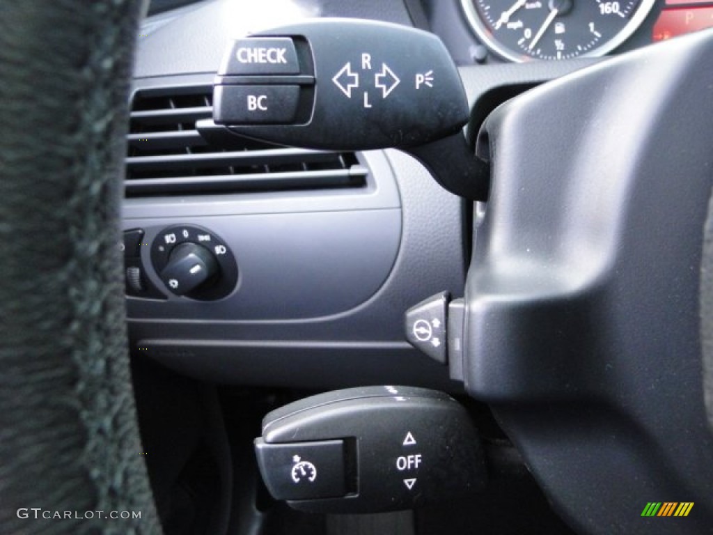 2005 BMW 6 Series 645i Coupe Controls Photo #84448118