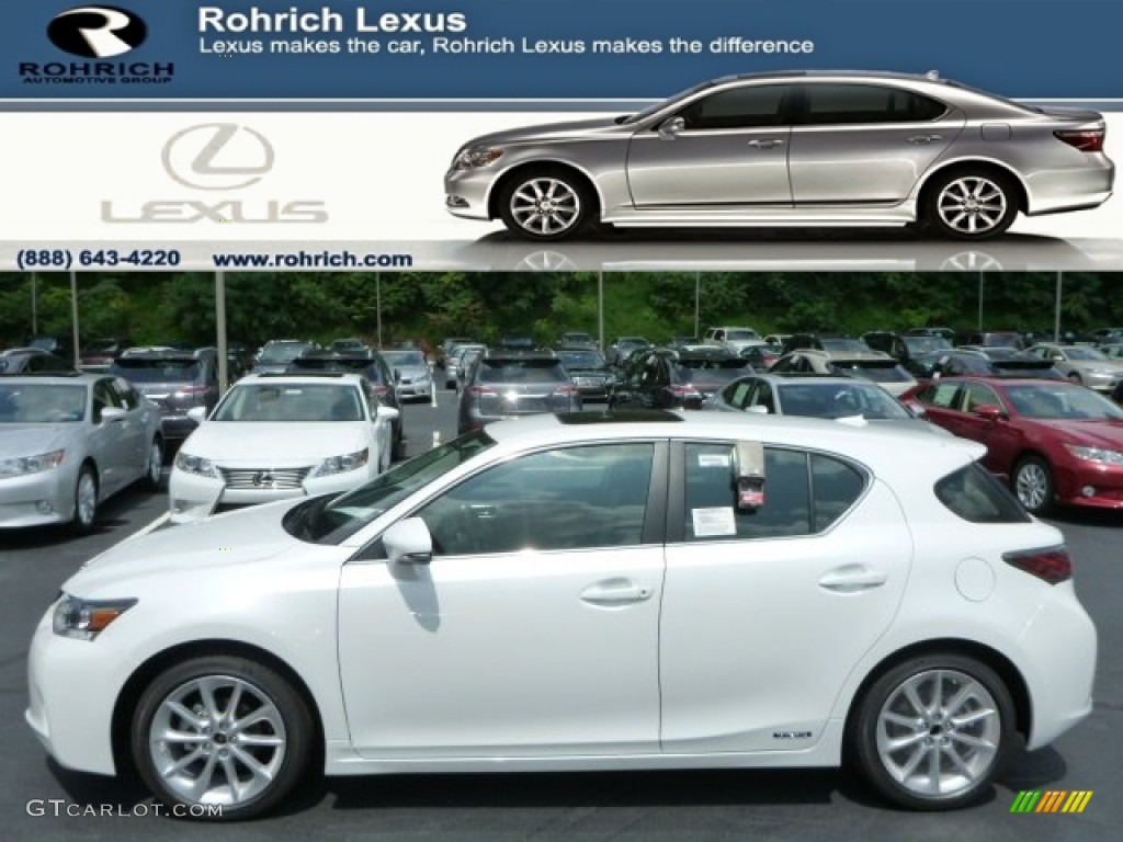 Starfire White Pearl Lexus CT