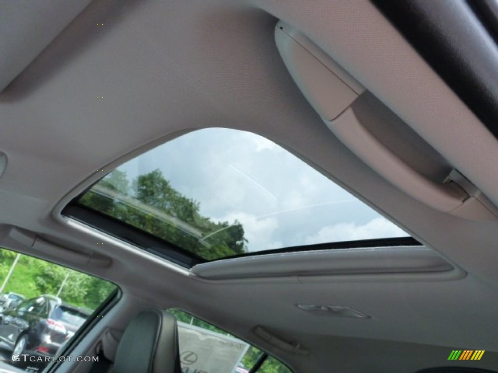 2013 CT 200h Hybrid - Starfire White Pearl / Black photo #15