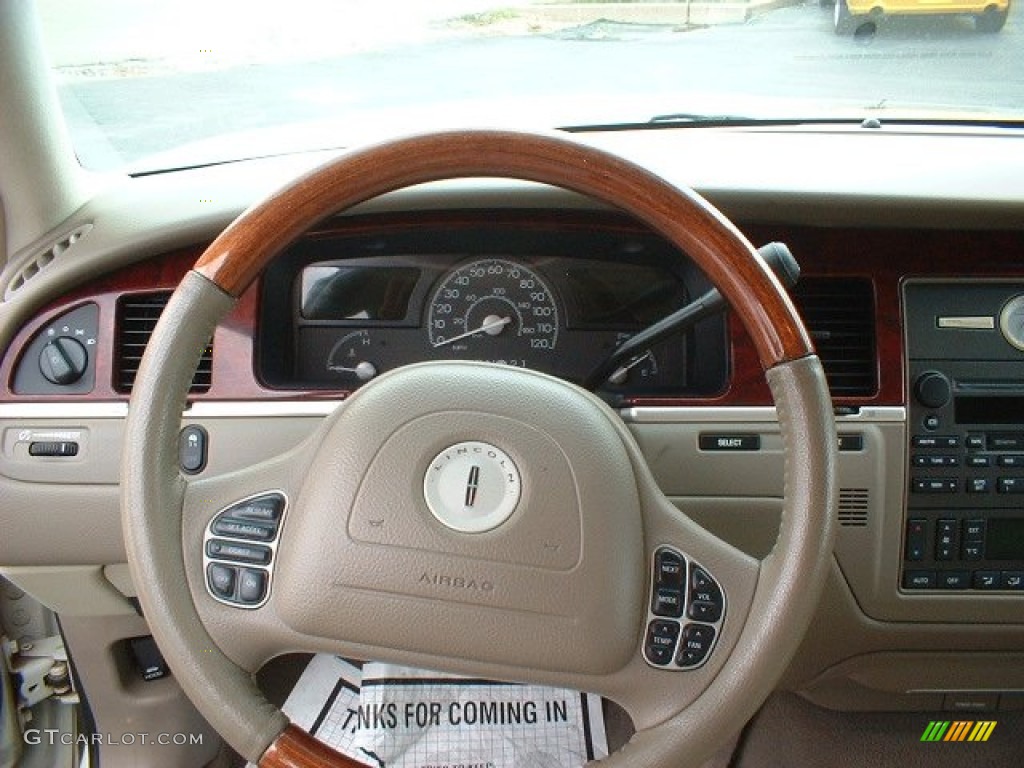2004 Town Car Ultimate - Ceramic White Tri-Coat / Light Parchment photo #14