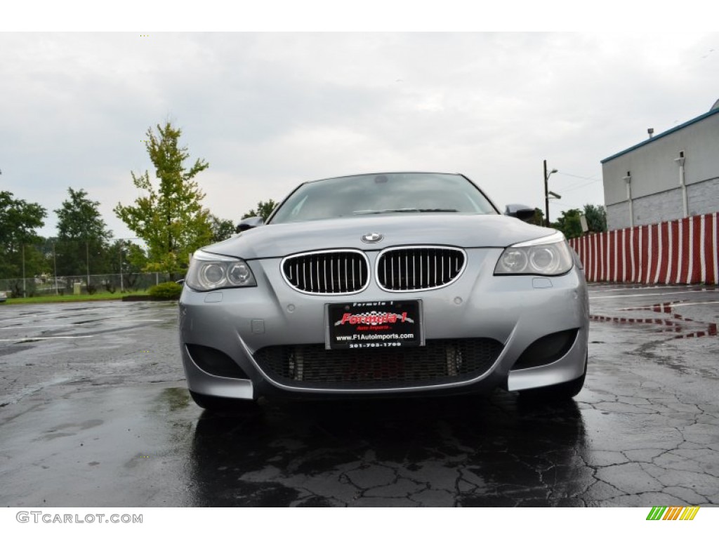 2006 M5  - Silver Gray Metallic / Indianapolis Red photo #3