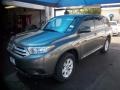 2011 Magnetic Gray Metallic Toyota Highlander V6  photo #2