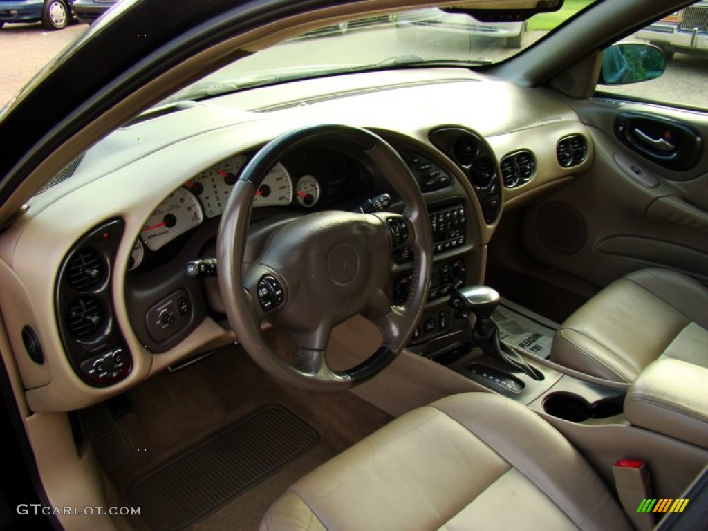 2005 Bonneville GXP - Black / Taupe photo #17