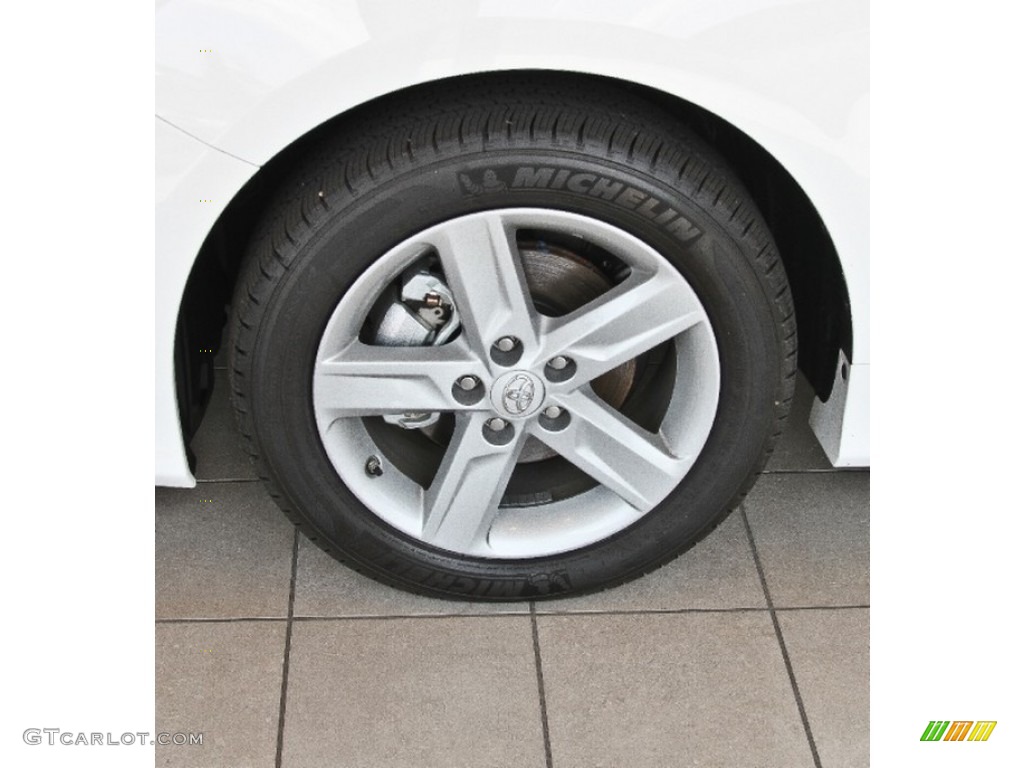 2013 Camry SE - Super White / Black photo #5