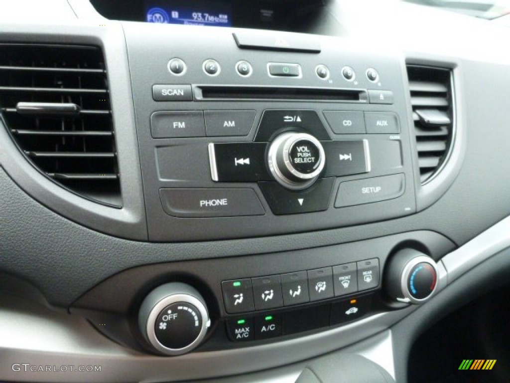 2013 Honda CR-V LX AWD Controls Photos