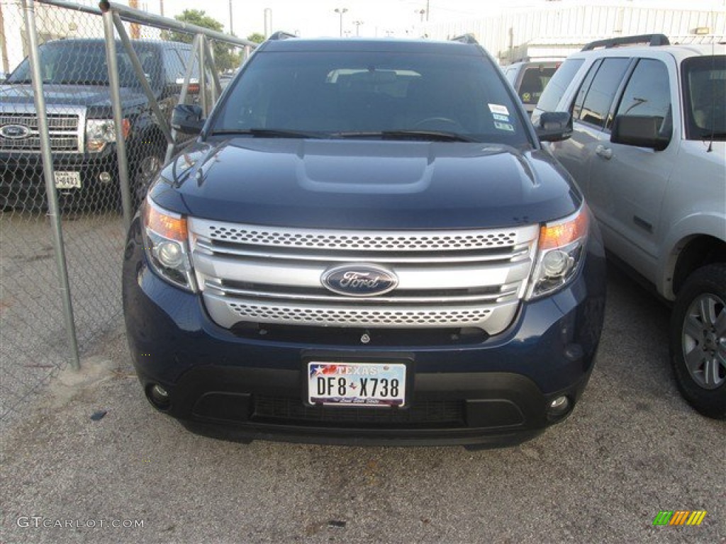 2012 Explorer XLT - Dark Pearl Blue Metallic / Charcoal Black photo #1