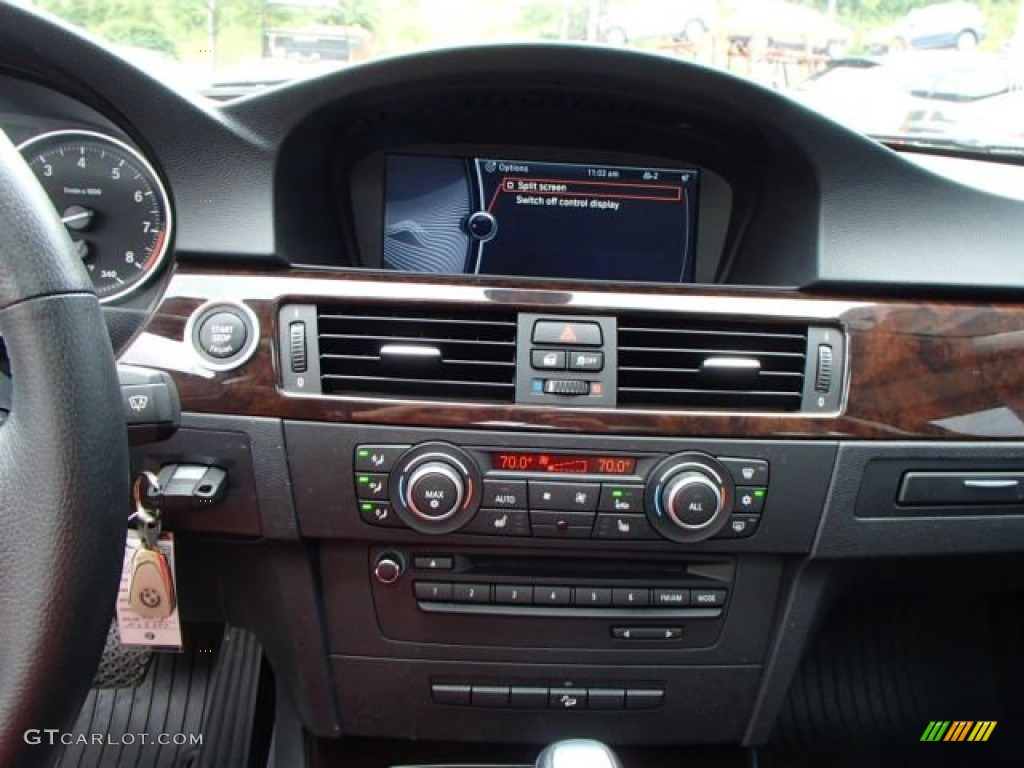 2011 BMW 3 Series 335i xDrive Sedan Controls Photo #84454856