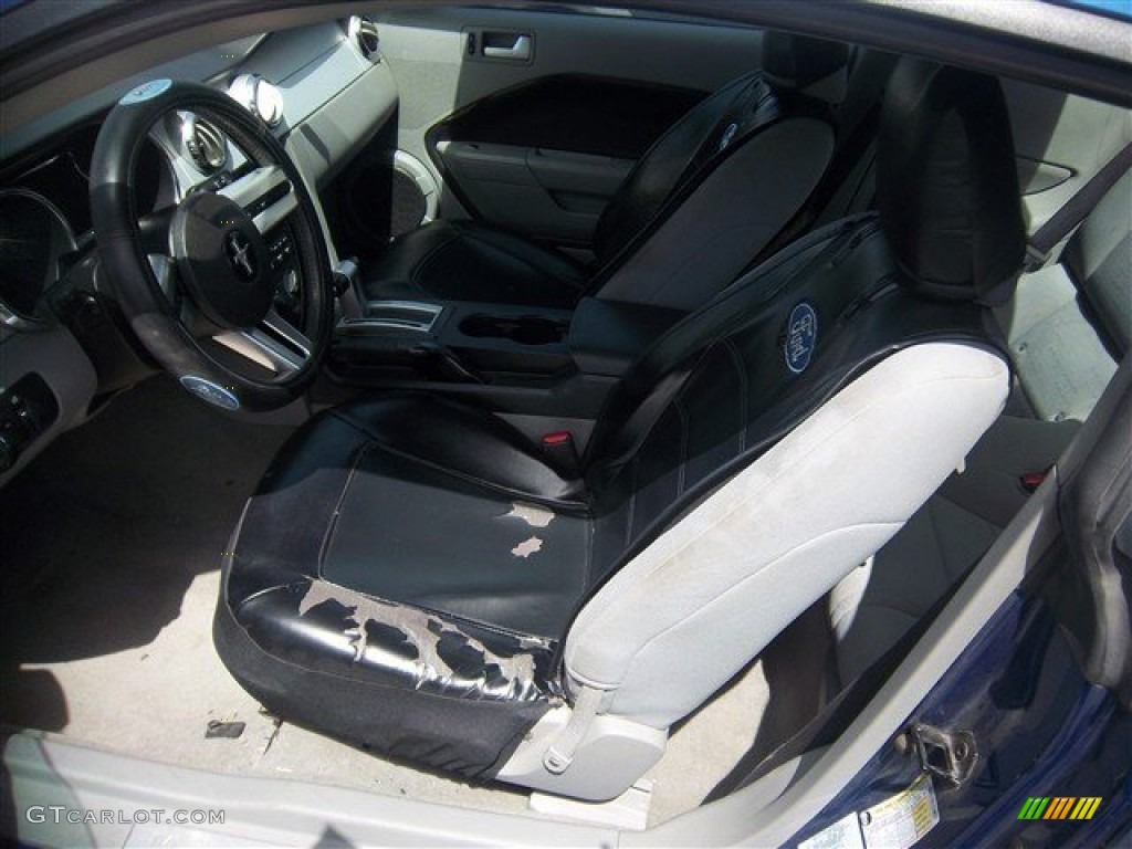 2006 Mustang V6 Deluxe Coupe - Vista Blue Metallic / Light Graphite photo #15