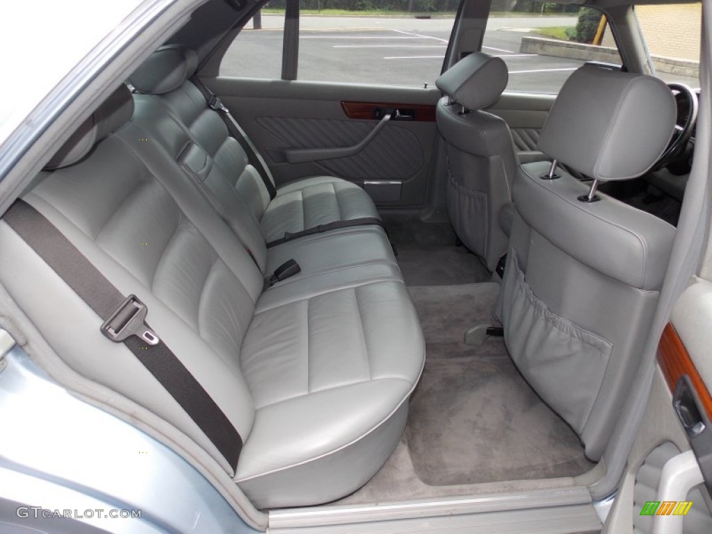 1991 Mercedes-Benz S Class 350 SDL Rear Seat Photo #84458864