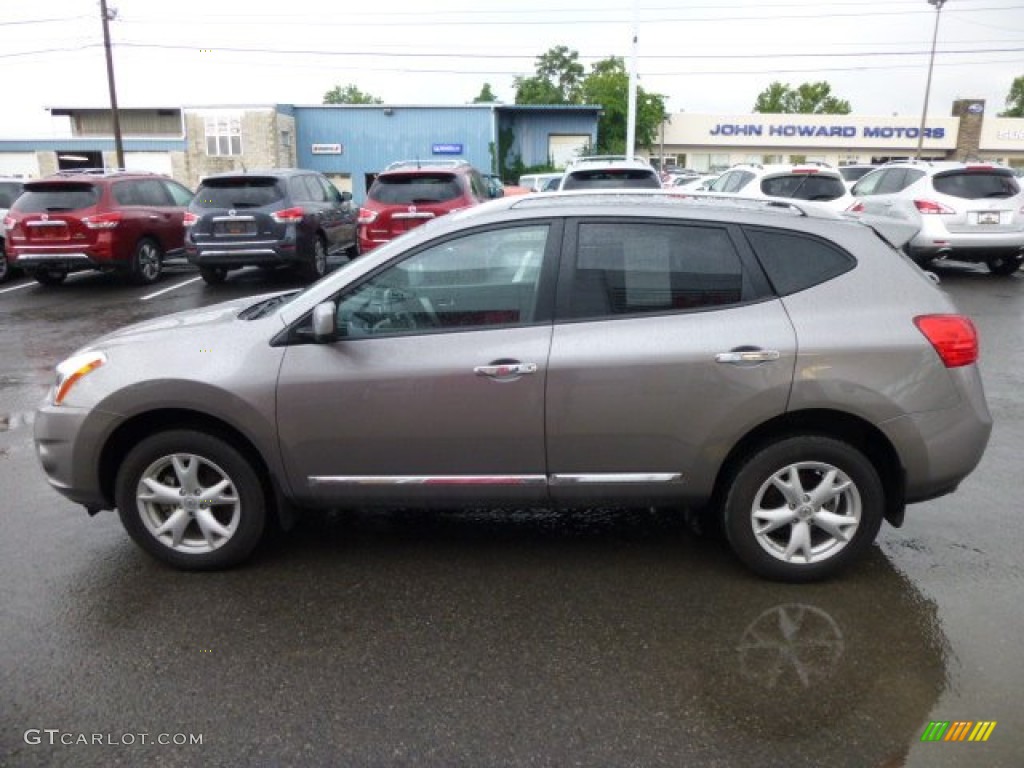 2011 Rogue SV AWD - Platinum Graphite / Black photo #8