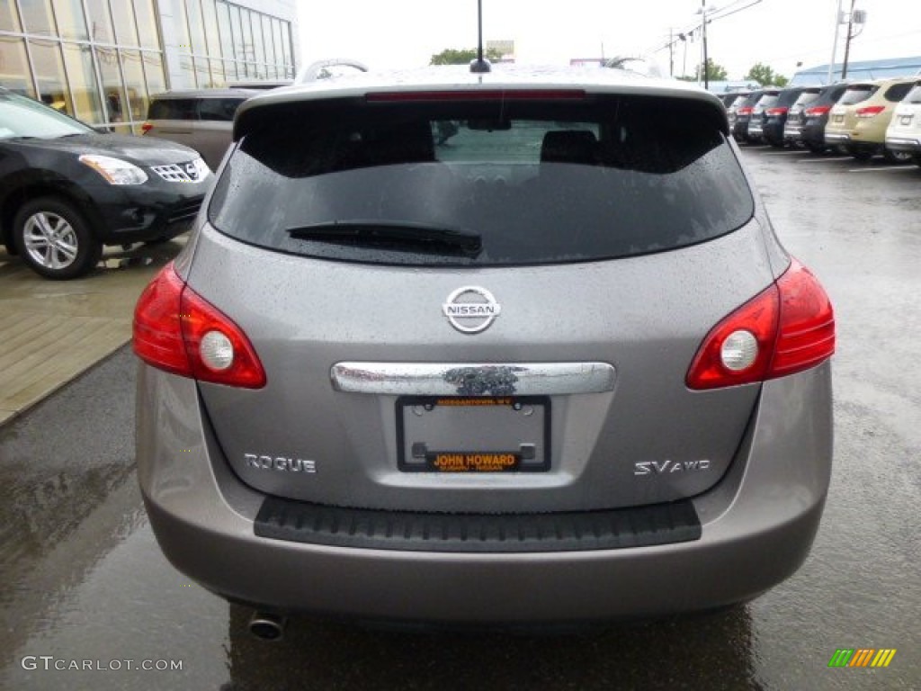 2011 Rogue SV AWD - Platinum Graphite / Black photo #10