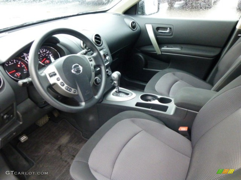 2011 Rogue SV AWD - Platinum Graphite / Black photo #16