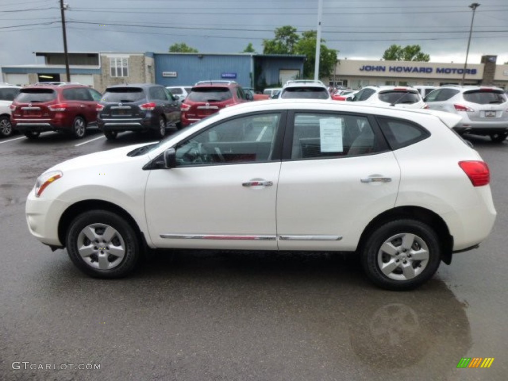 2011 Rogue S AWD - Pearl White / Gray photo #8
