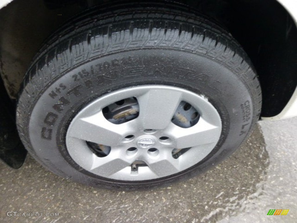 2011 Rogue S AWD - Pearl White / Gray photo #13