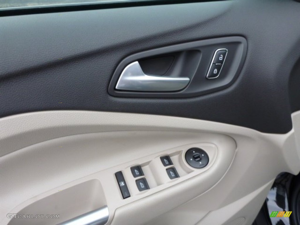 2014 Escape SE 1.6L EcoBoost 4WD - Tuxedo Black / Medium Light Stone photo #11