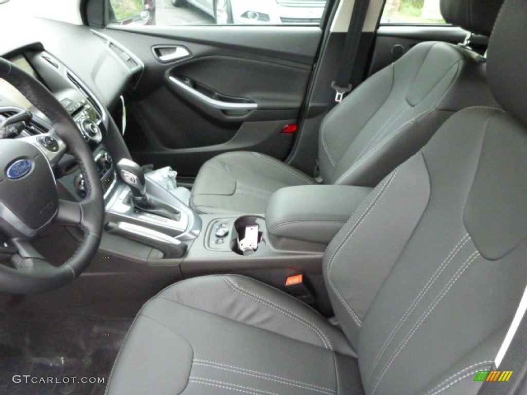 Charcoal Black Interior 2014 Ford Focus Titanium Hatchback Photo #84461660