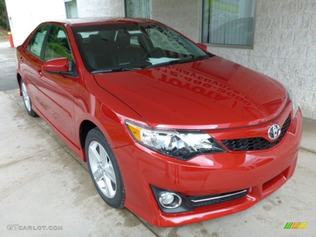 2013 Camry SE - Barcelona Red Metallic / Black photo #7