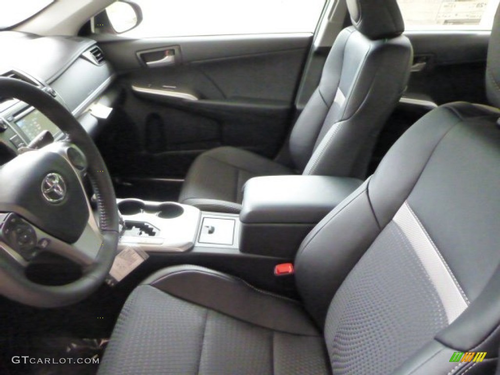 2013 Camry SE - Barcelona Red Metallic / Black photo #11