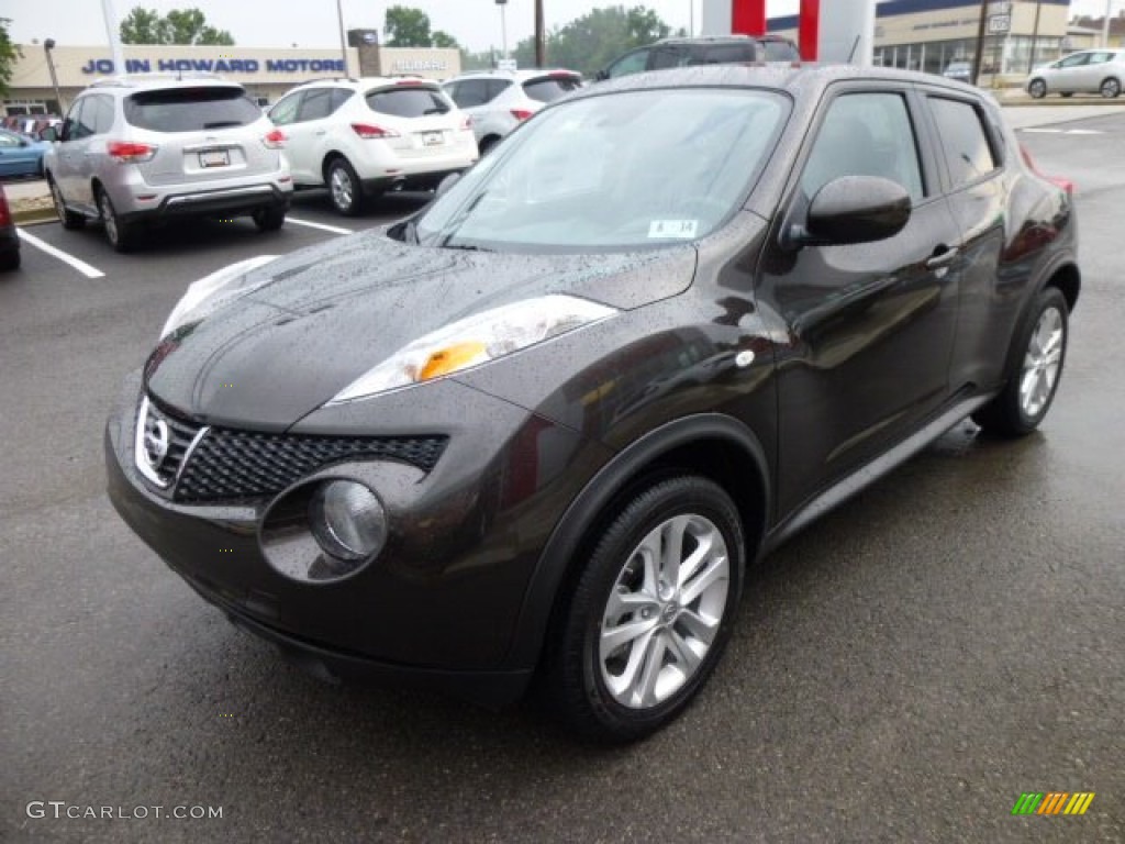 2013 Juke SV AWD - Metallic Bronze / Black/Silver Trim photo #3