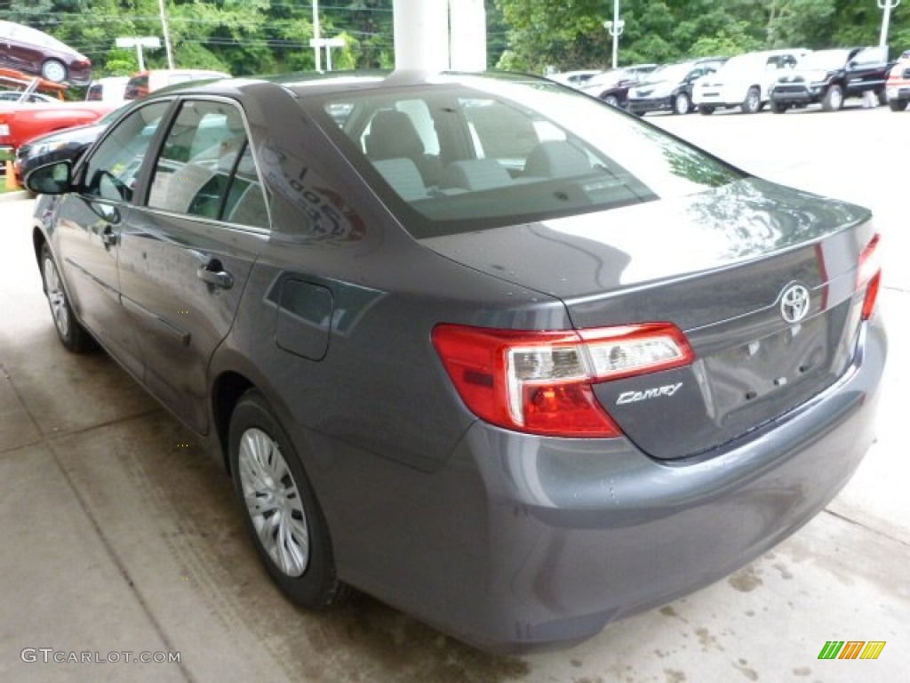 2013 Camry L - Magnetic Gray Metallic / Ash photo #4